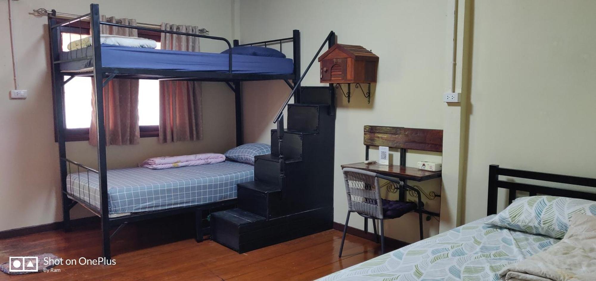 V House Hotel Phranakhonszi Ajutthaja Kültér fotó
